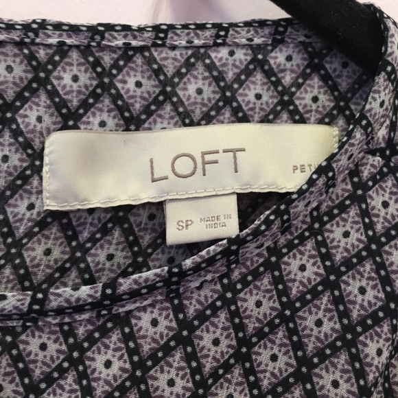 Ann Taylor Loft Petite Top - Picture 5 of 8